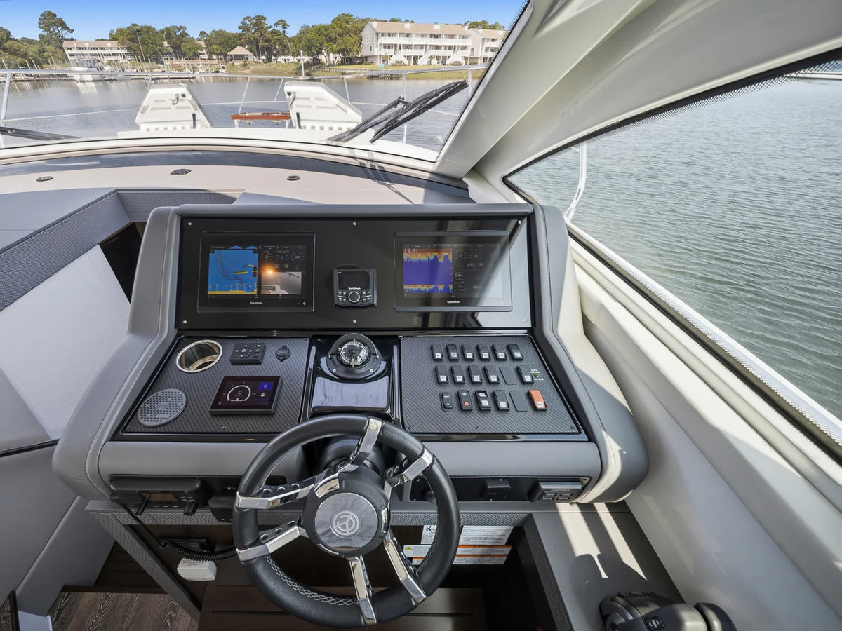 2023 Cruisers Yachts 46 CANTIUS 46.0 feet, Wrightsville Beach, North Carolina #17