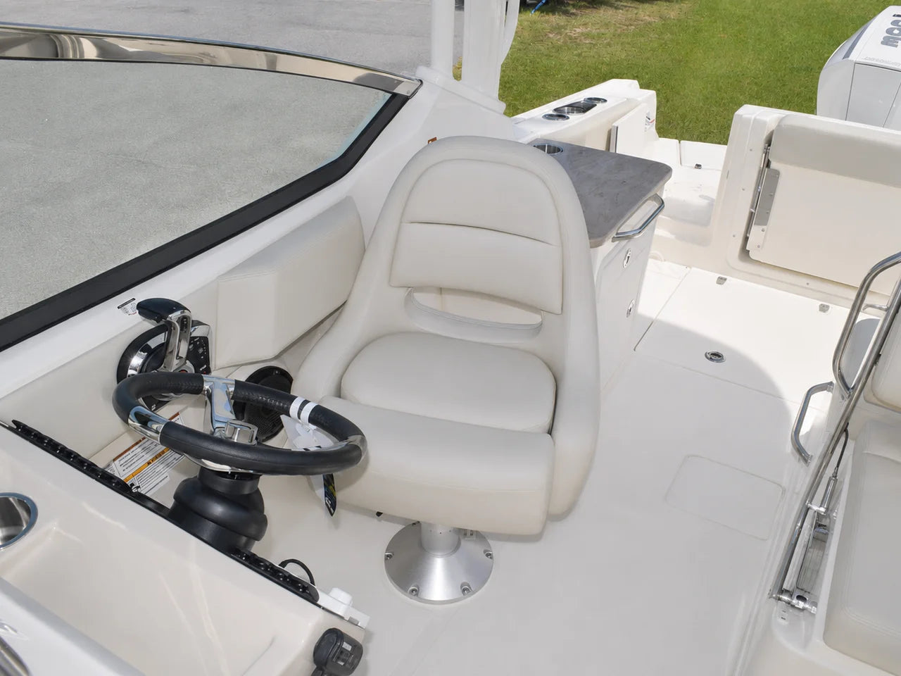 2026 Boston Whaler 240 Vantage 24.0 feet, Thunderbolt, GA #15