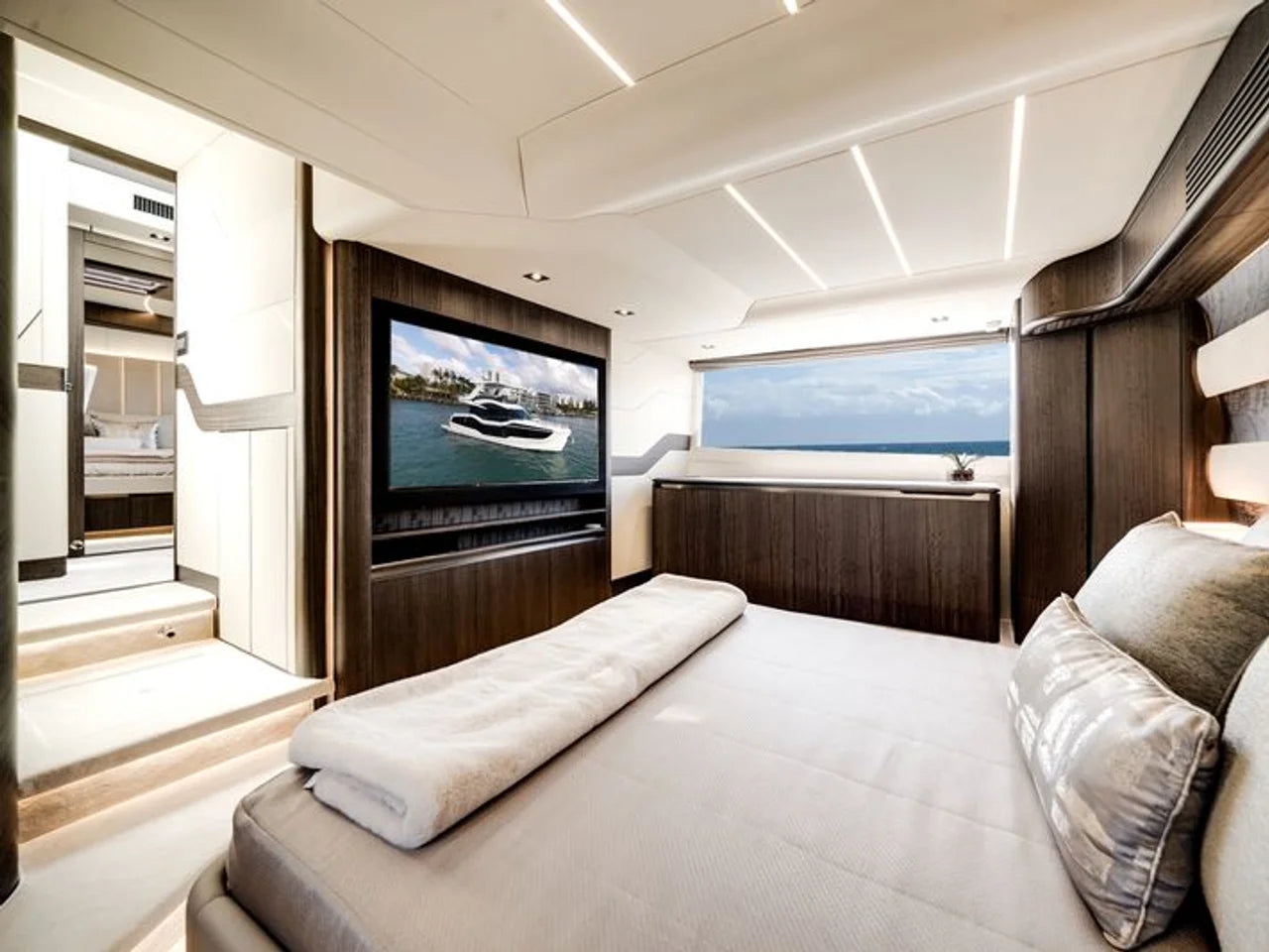2024 Galeon 560 FLY 58.0 feet, Pompano Beach, FL #33