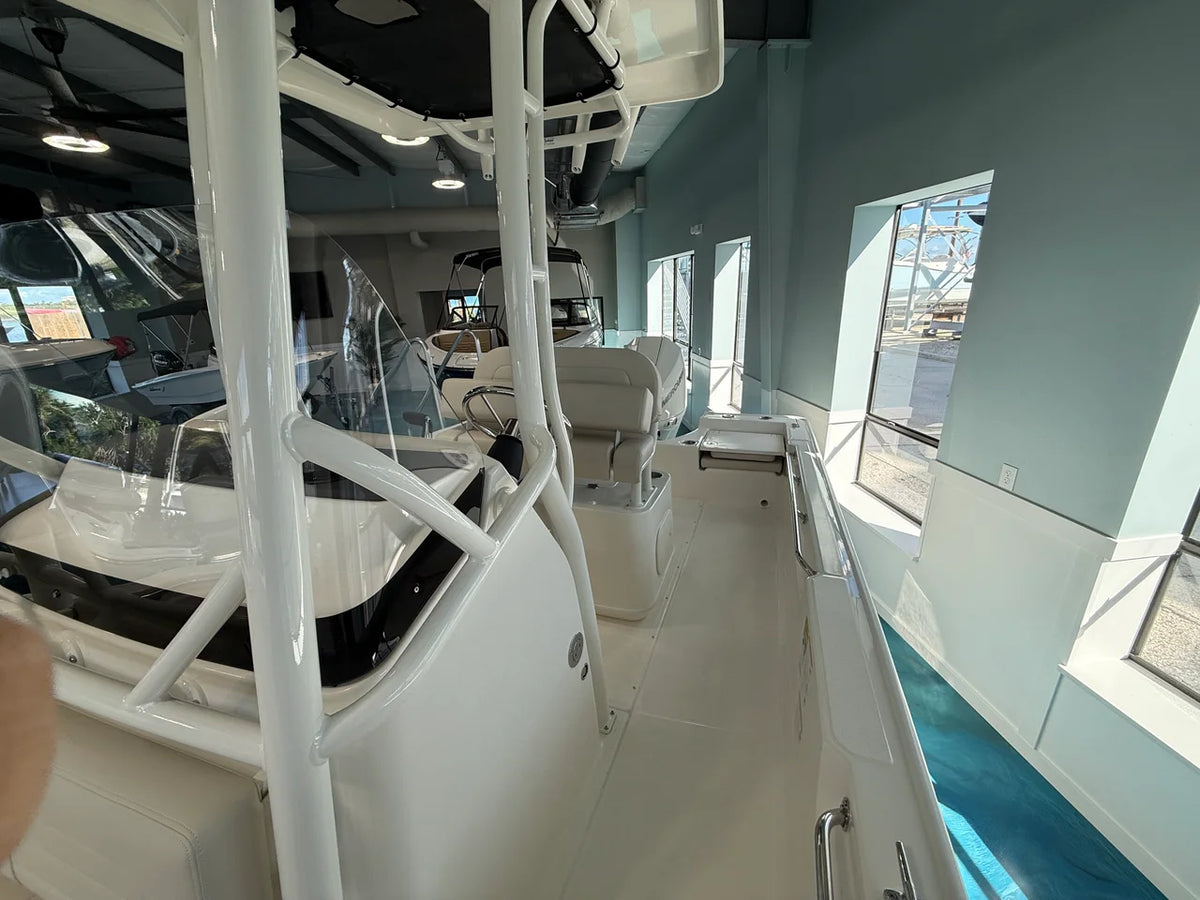 2027 Boston Whaler 210 Montauk 21.0 feet, Sarasota, FL #12