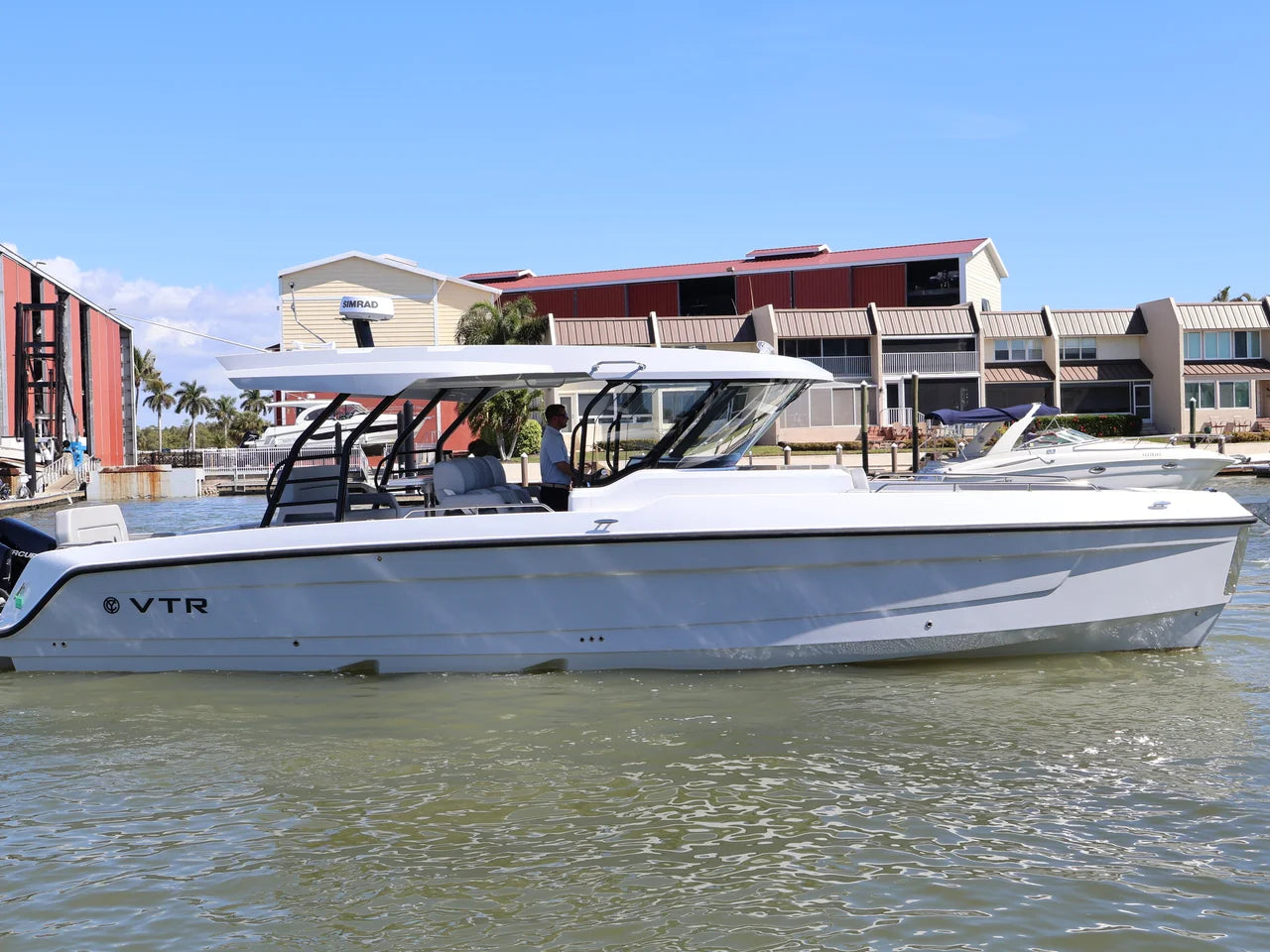 2026 Cruisers Yachts 38 VTR 38.0 feet, Naples, Florida #7