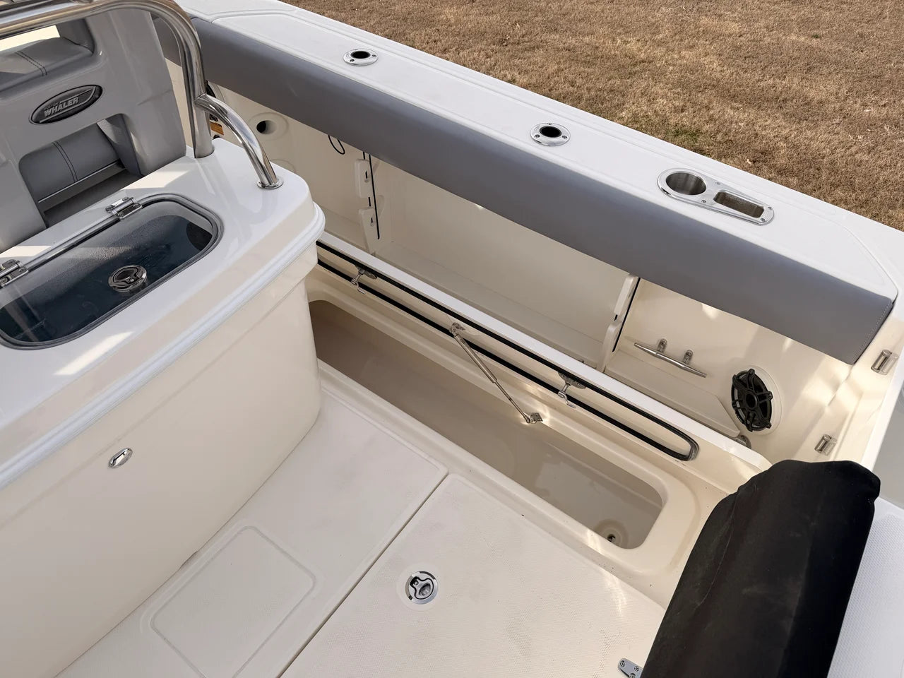 2026 Boston Whaler 250 Outrage 25.0 feet, Monkey Island, OK #10