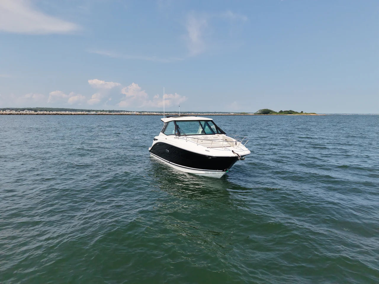 2026 Sea Ray Sundancer 320 Outboard 32.0 feet, Westbrook, Connecticut #3