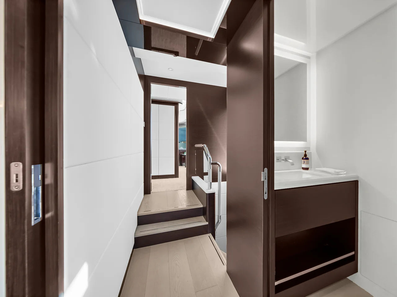 2024 Ocean Alexander 32L 106.0 feet, Miami, FL #16