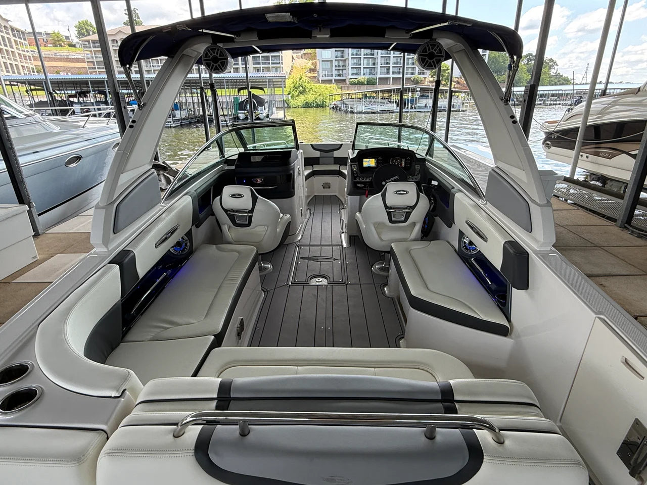 2023 Chaparral 287 SSX 28.0 feet, Lake Ozark, MO #56
