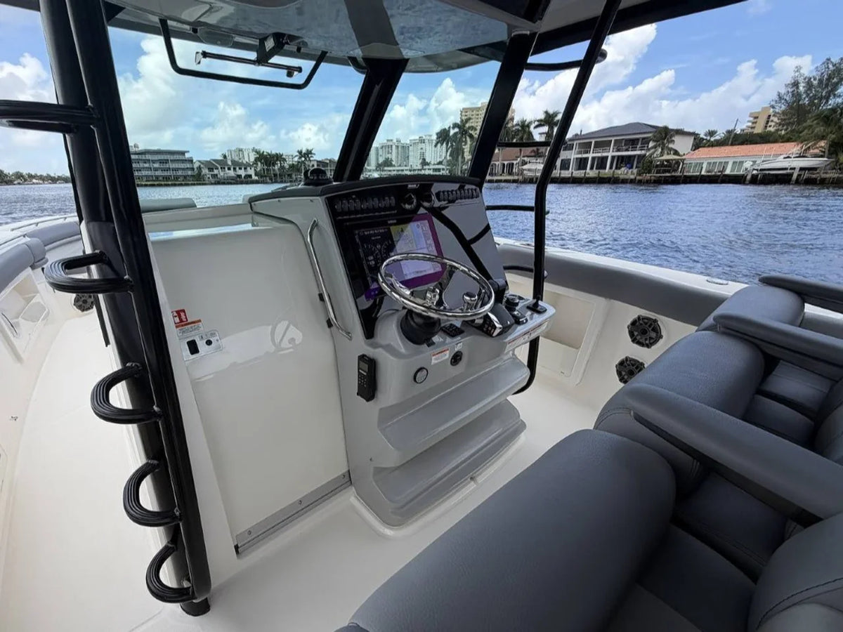 2027 Boston Whaler 380 Outrage 38.0 feet, Pompano Beach, Florida #30