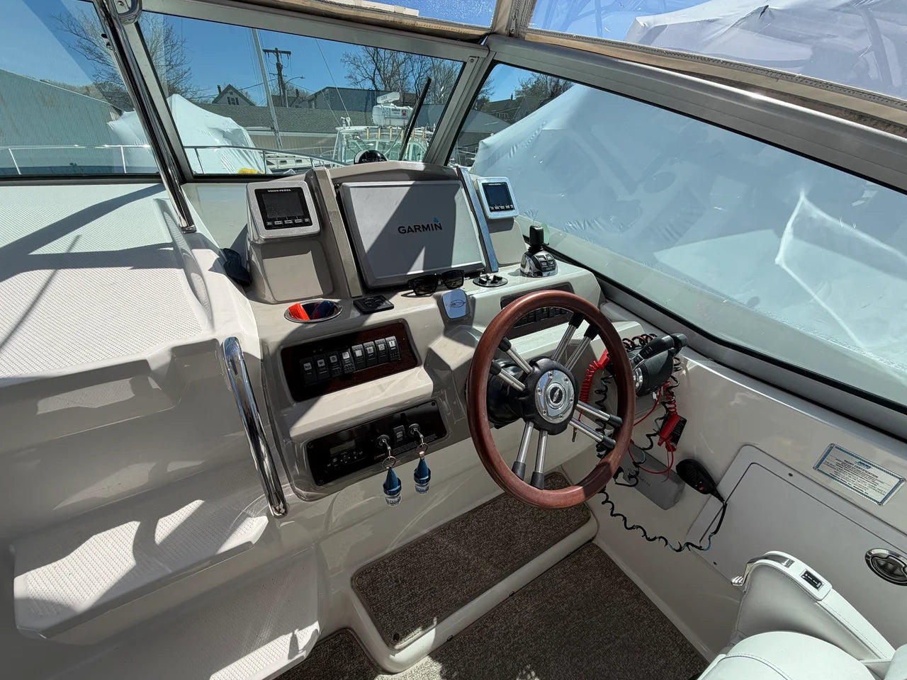 2014 Chaparral 330 SIGNATURE 33.0 feet, Danvers, Massachusetts #14