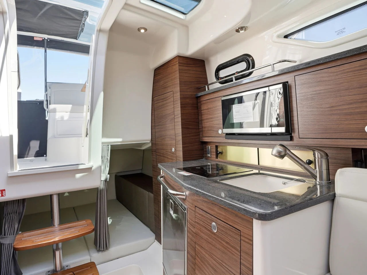 2026 Boston Whaler 325 Conquest 32.0 feet, Quincy, MA #34