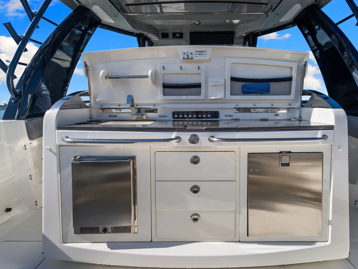 2023 Boston Whaler 420 OUTRAGE 42.0 feet, Naples, Florida #34