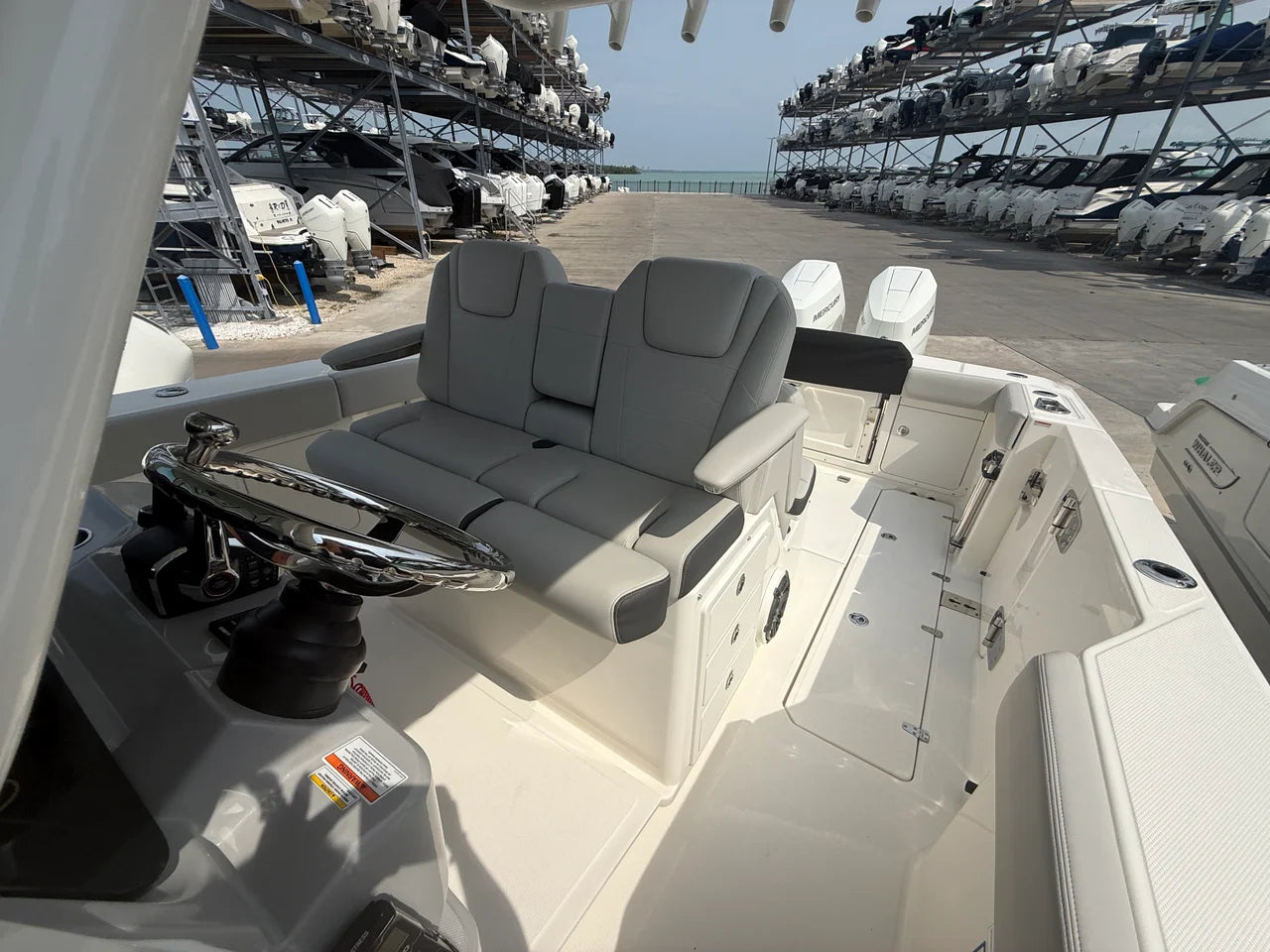 2026 Boston Whaler 330 Outrage 33.0 feet, Sarasota, FL #21