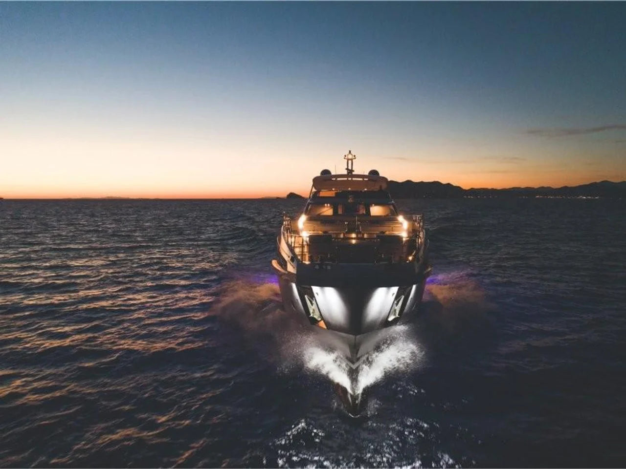 2026 Azimut Grande 32M 105.0 feet, Inuvik, Northwest Territories #27