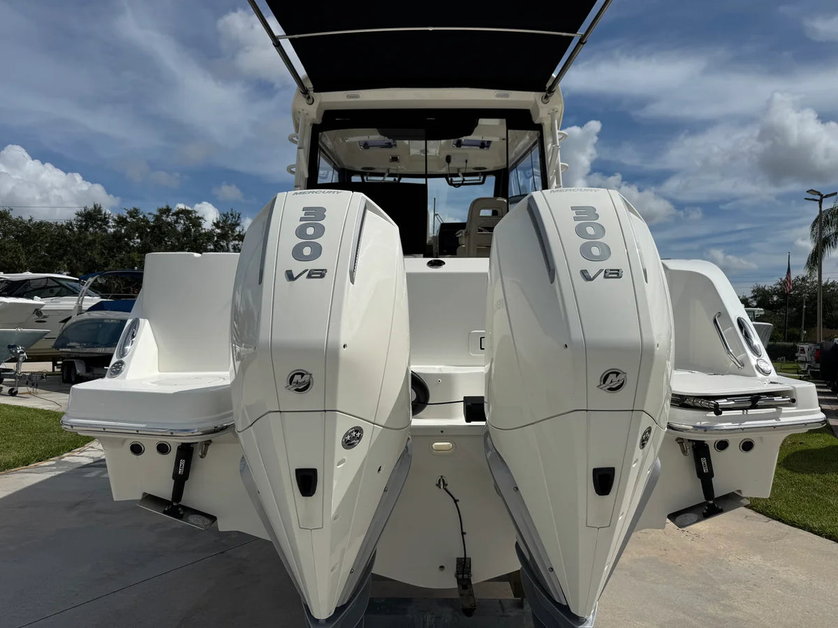 2026 Boston Whaler 325 CONQUEST 32.0 feet, Stuart, Florida #9