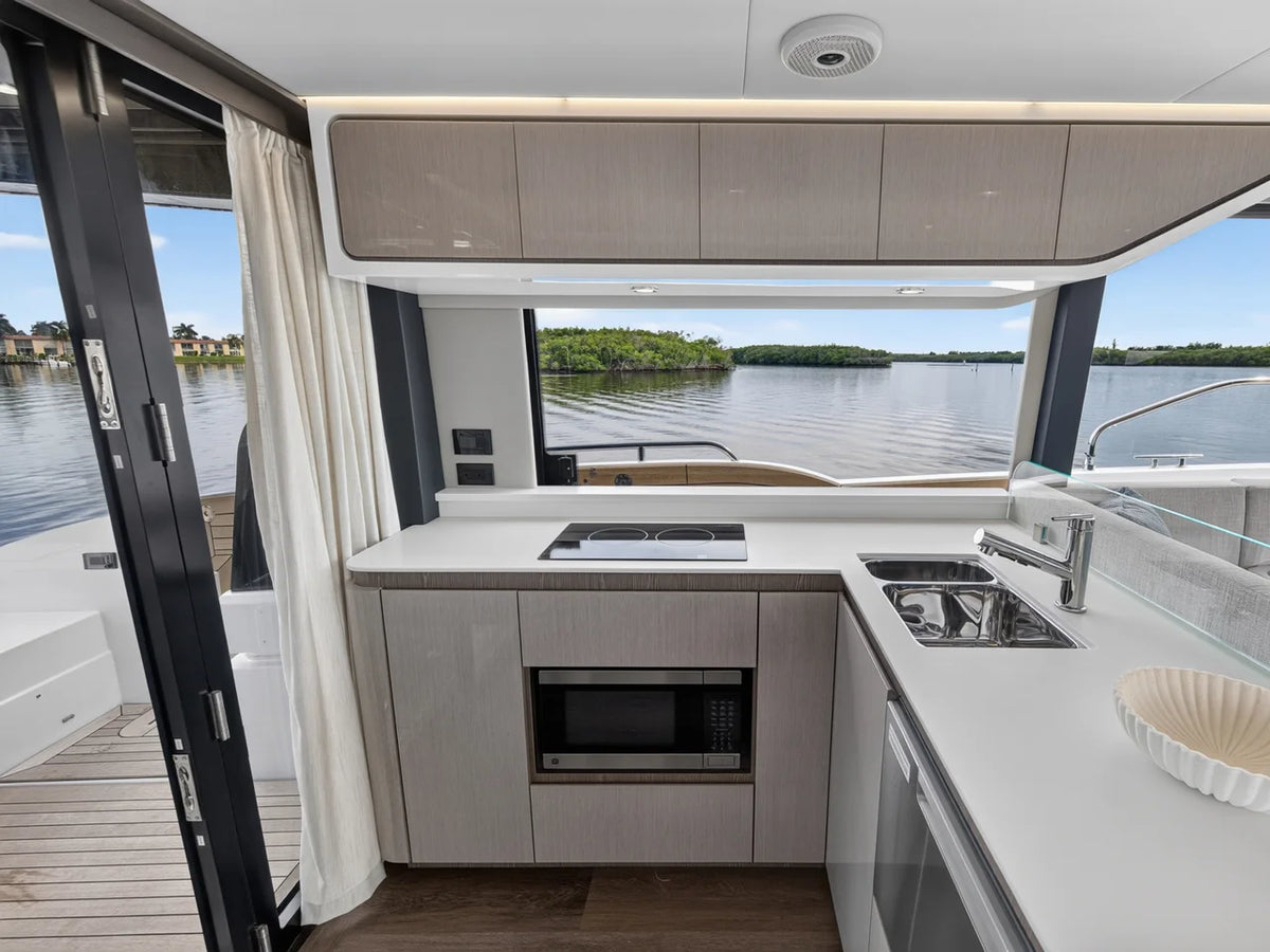 2026 Cruisers Yachts 57 FLY 57.0 feet, Stuart, Florida #99