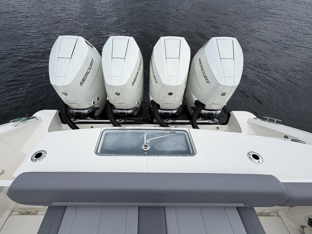 2027 Boston Whaler 380 Outrage 38.0 feet, Pompano Beach, Florida #17