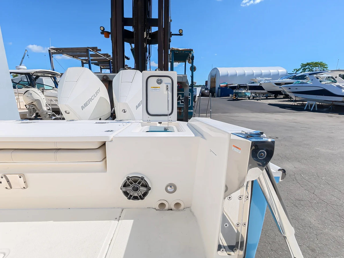 2027 Boston Whaler 280 Dauntless 28.0 feet, Norwalk, Connecticut #9