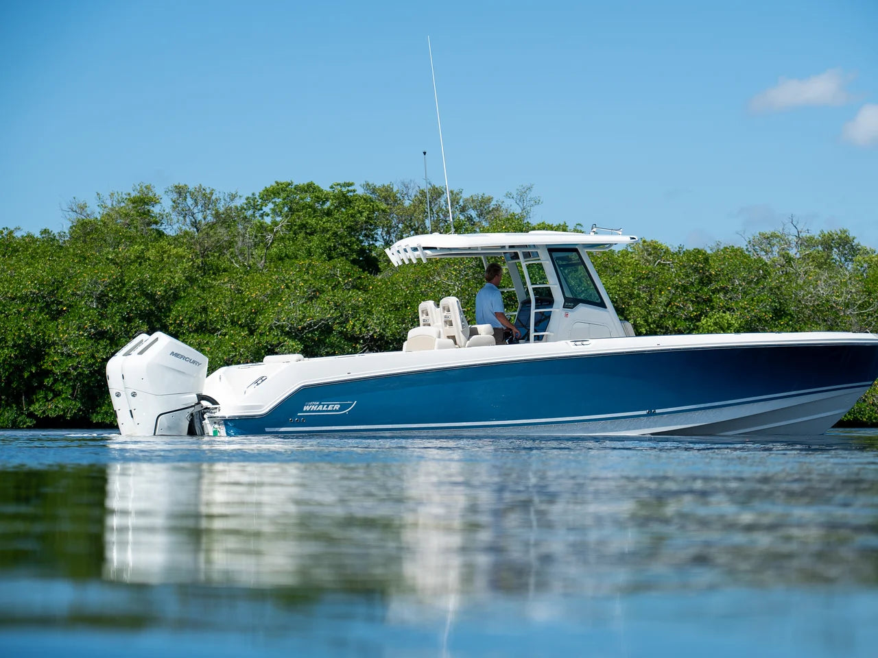 2026 Boston Whaler 330 Outrage 33.0 feet, Fort Myers, FL #4