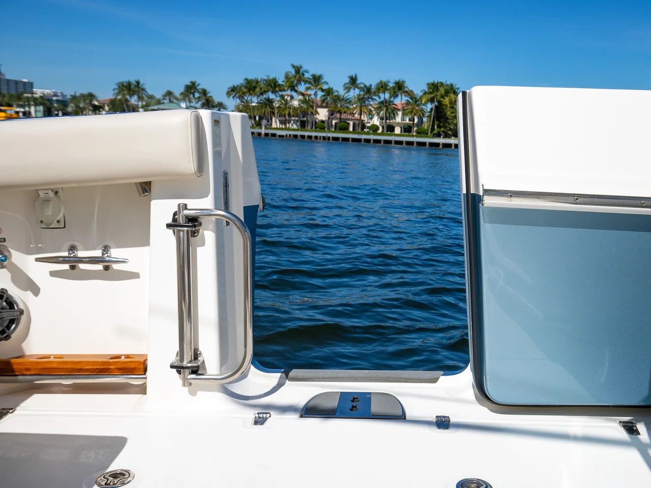 2024 Boston Whaler 380 OUTRAGE 38.0 feet, Ft. Lauderdale, FL #33