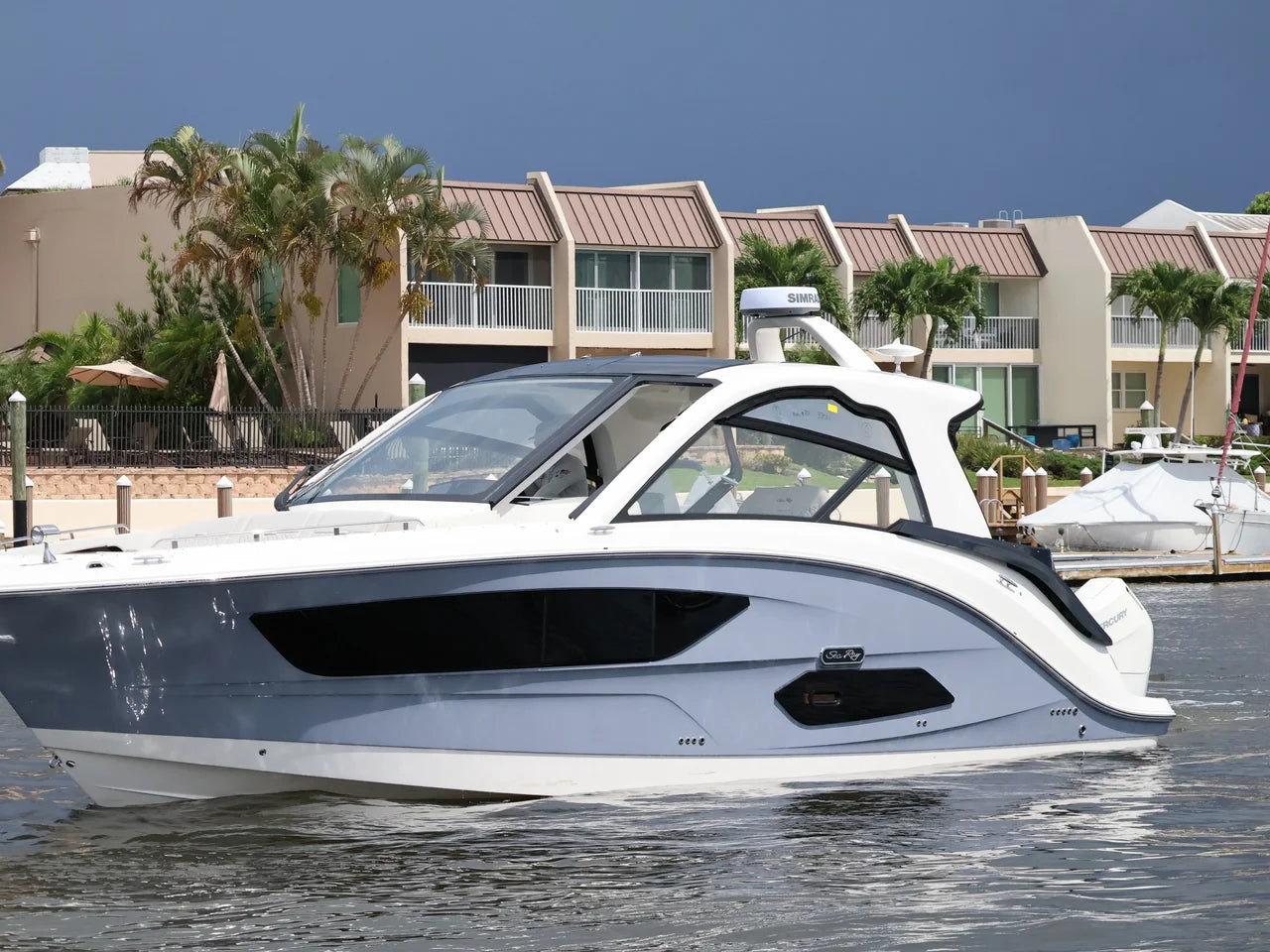 2026 Sea Ray Sundancer 370 Outboard 37.0 feet, Naples, Florida #1