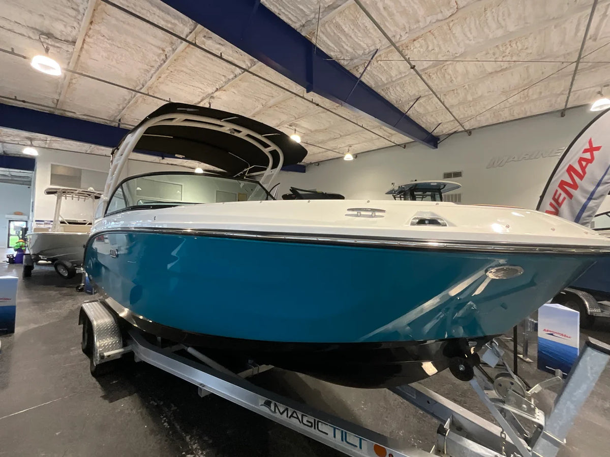 2027 Sea Ray SDX 230 Outboard 23.0 feet, Jacksonville Beach, Florida #4