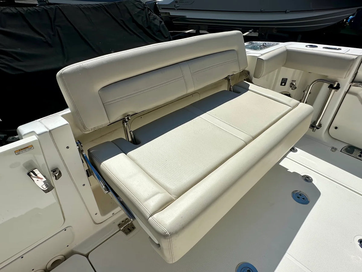2021 Boston Whaler 350 REALM 35.0 feet, Fort Myers, FL #15