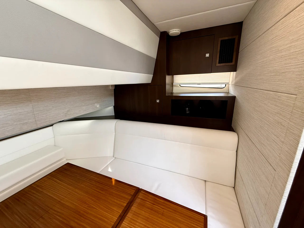 2024 Cruisers Yachts 42 GLS OB 42.0 feet, Fort Myers, FL #47