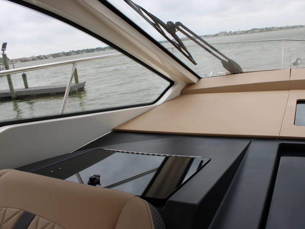 2018 Sea Ray 350 SUNDANCER 35.0 feet, Seabrook, TX #79