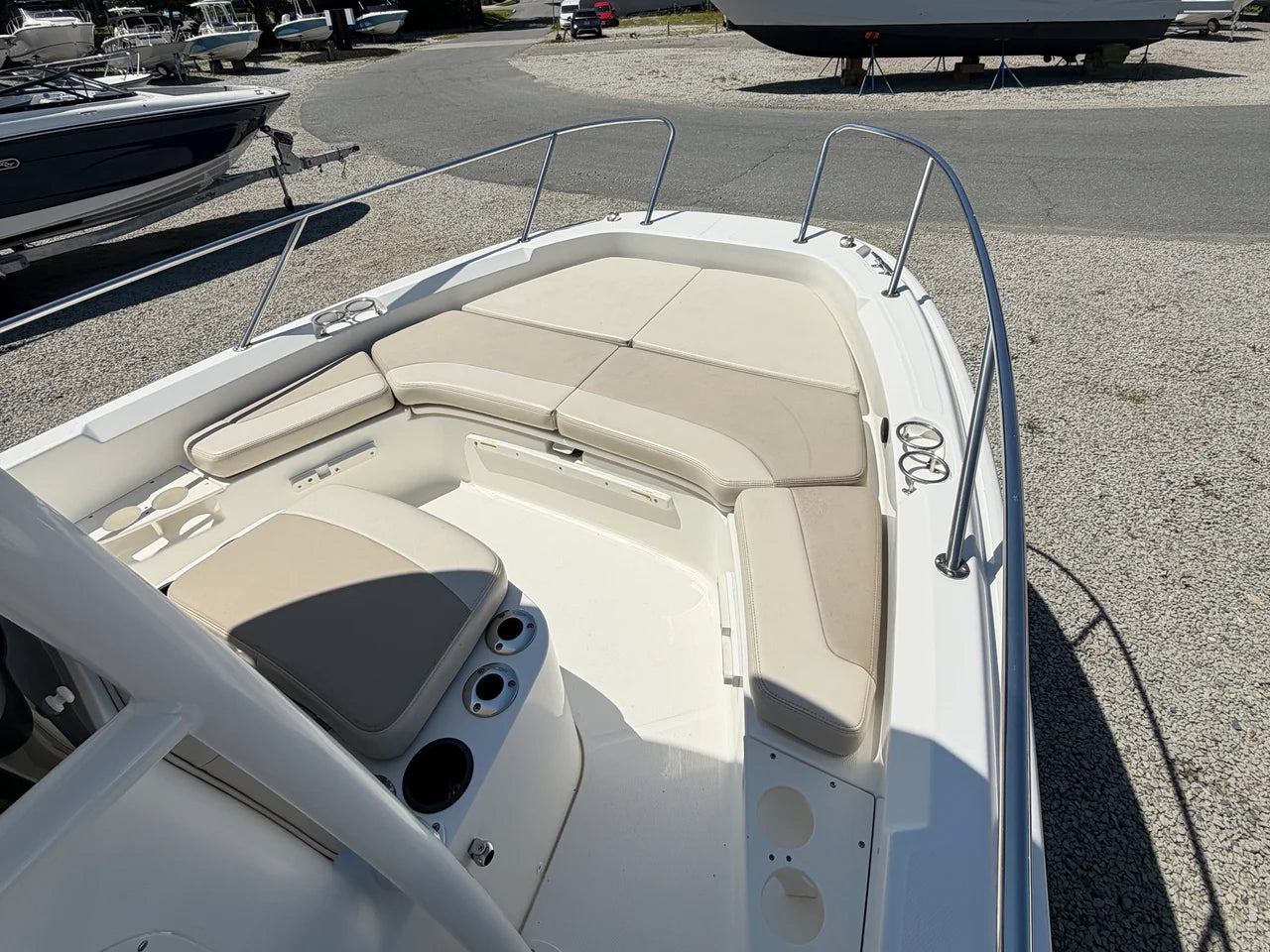 2020 Boston Whaler 210 DAUNTLESS 21.0 feet, Quincy, MA #7