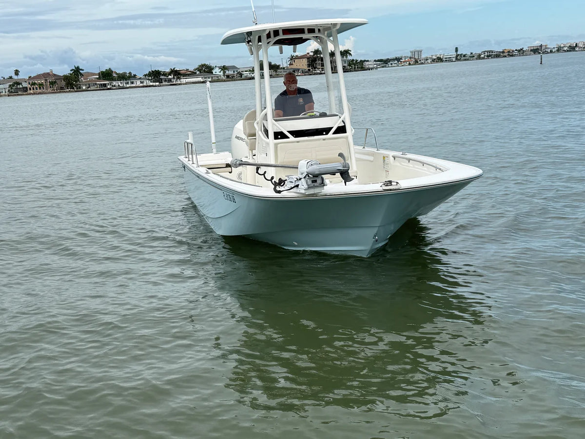 2025 Boston Whaler 210 MONTAUK 21.0 feet, St Petersburg, FL #17