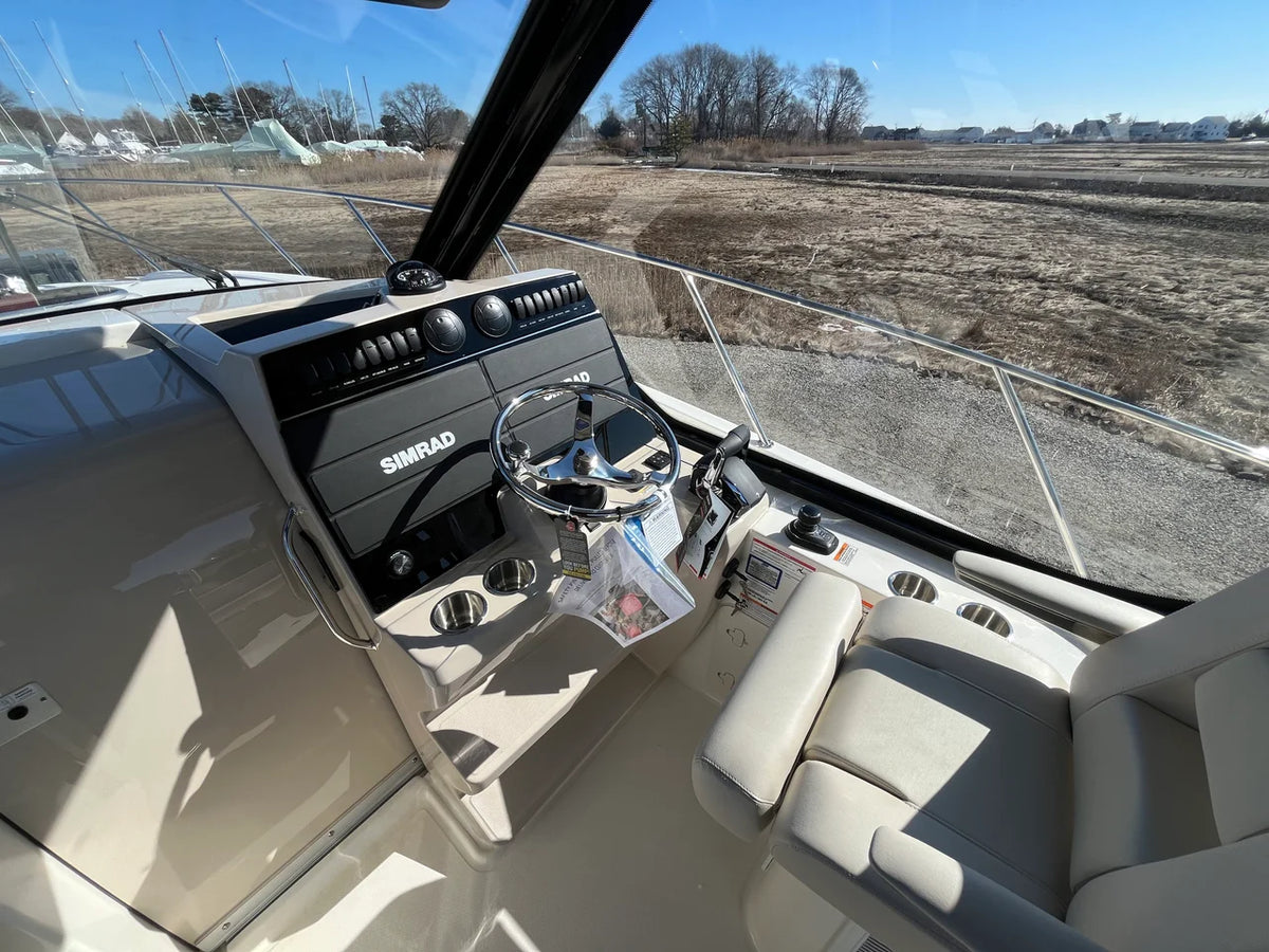 2026 Boston Whaler 325 Conquest 32.0 feet, Westbrook, Connecticut #36