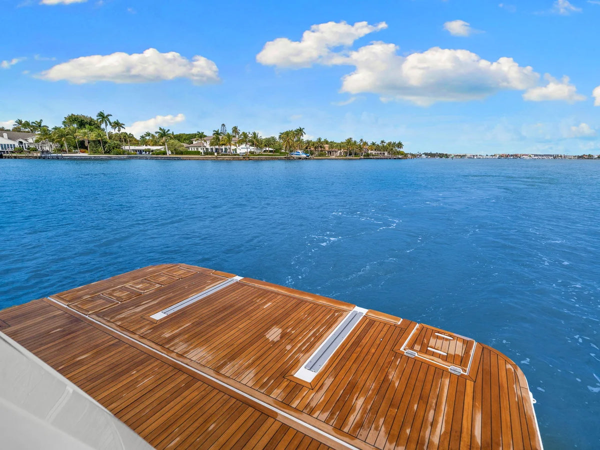 2026 Cruisers Yachts 57 FLY 57.0 feet, Miami, FL #41