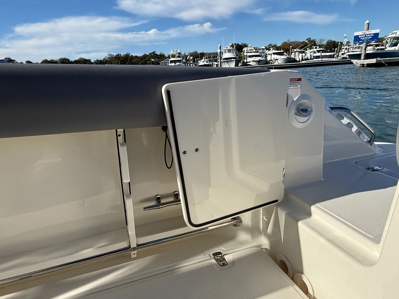 2026 Boston Whaler 250 Outrage 25.0 feet, Wrightsville Beach, North Carolina #7