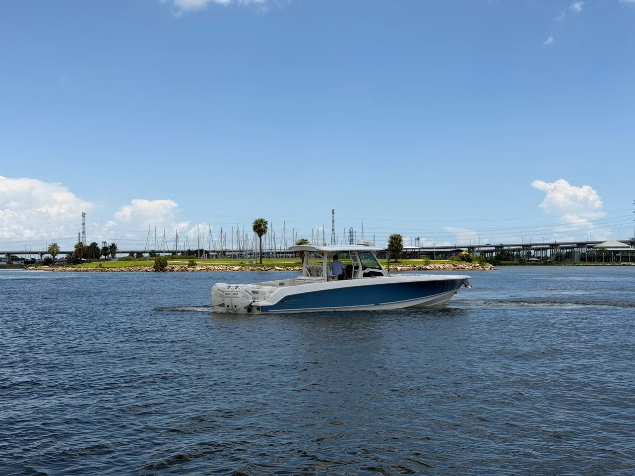 2018 Boston Whaler 380 OUTRAGE 38.0 feet, Seabrook, TX #10