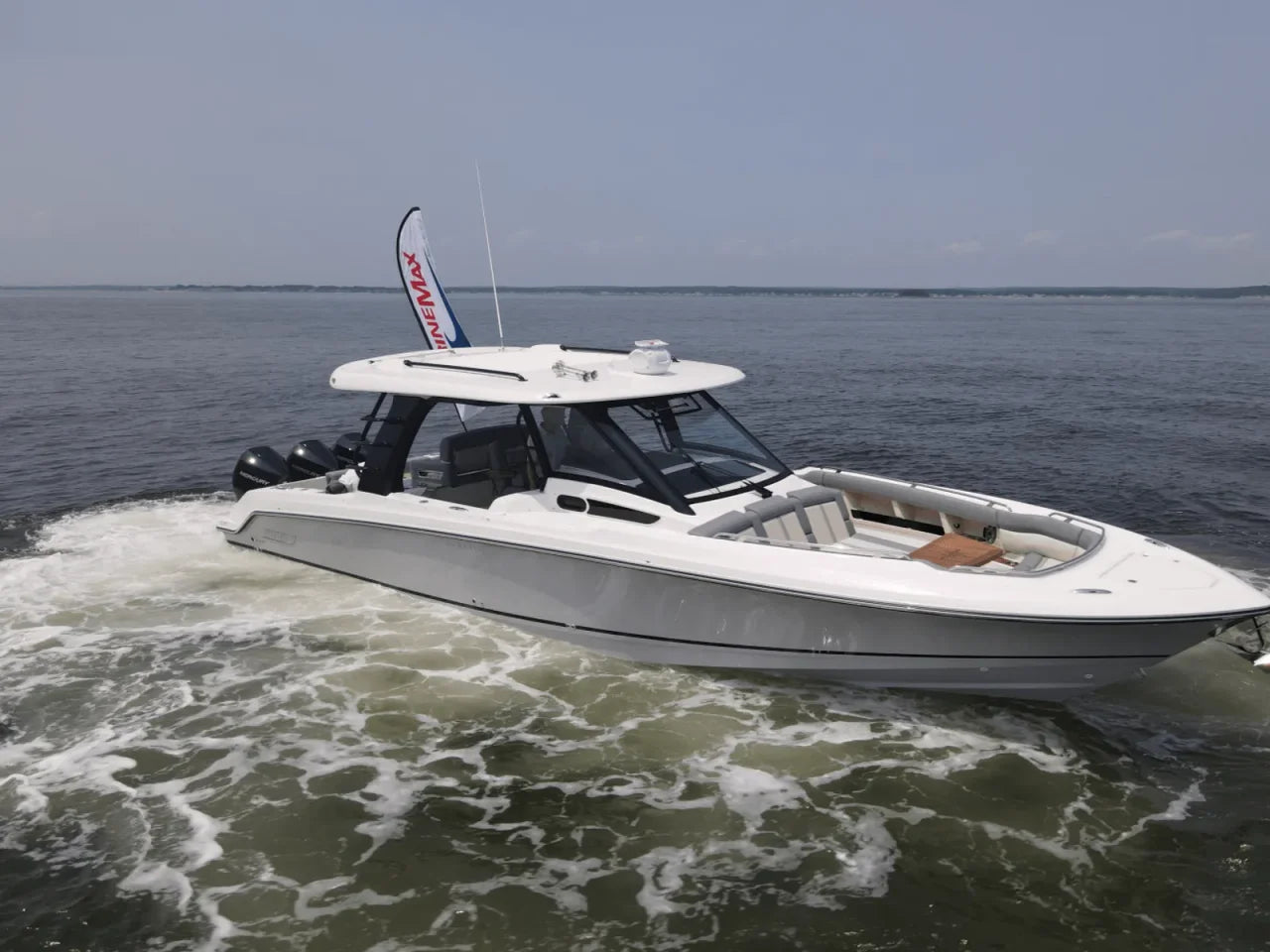 2025 Boston Whaler 350 REALM 35.0 feet, Quincy, MA #2