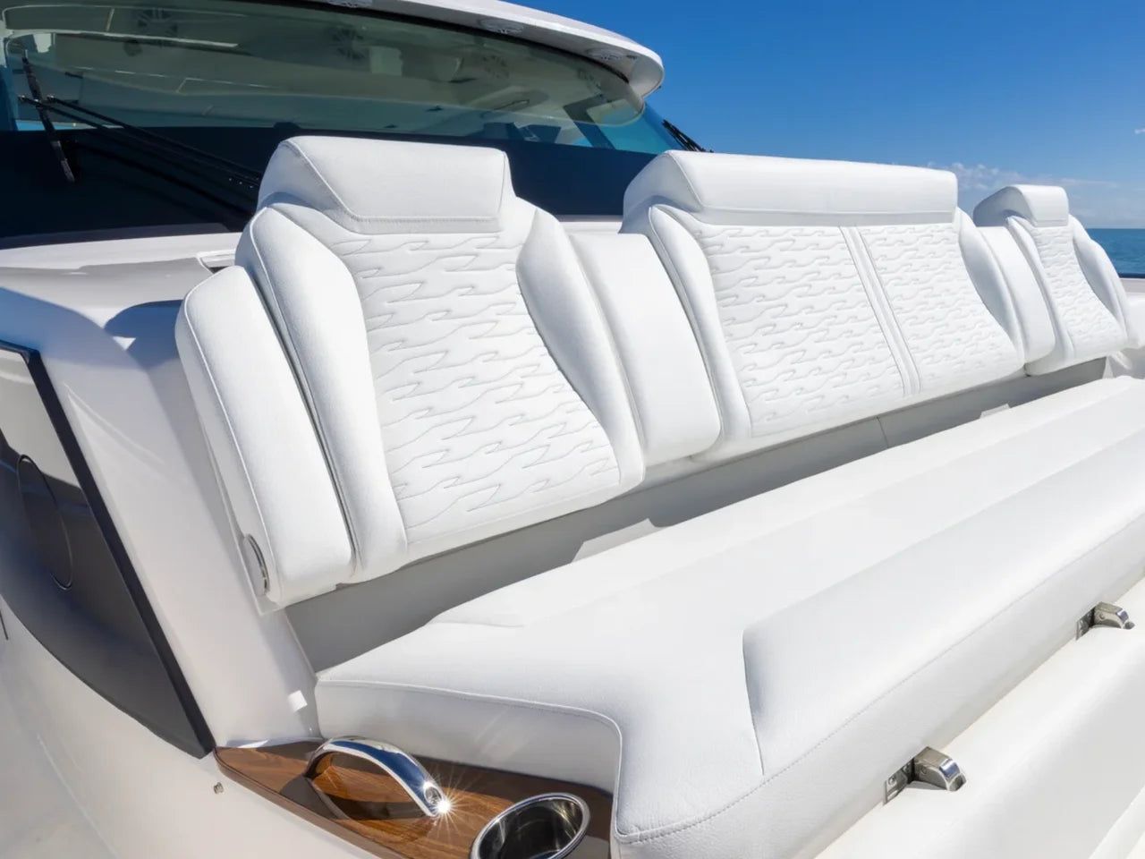 2026 Tiara Yachts 56 LS 56.0 feet, Inuvik, Northwest Territories #18