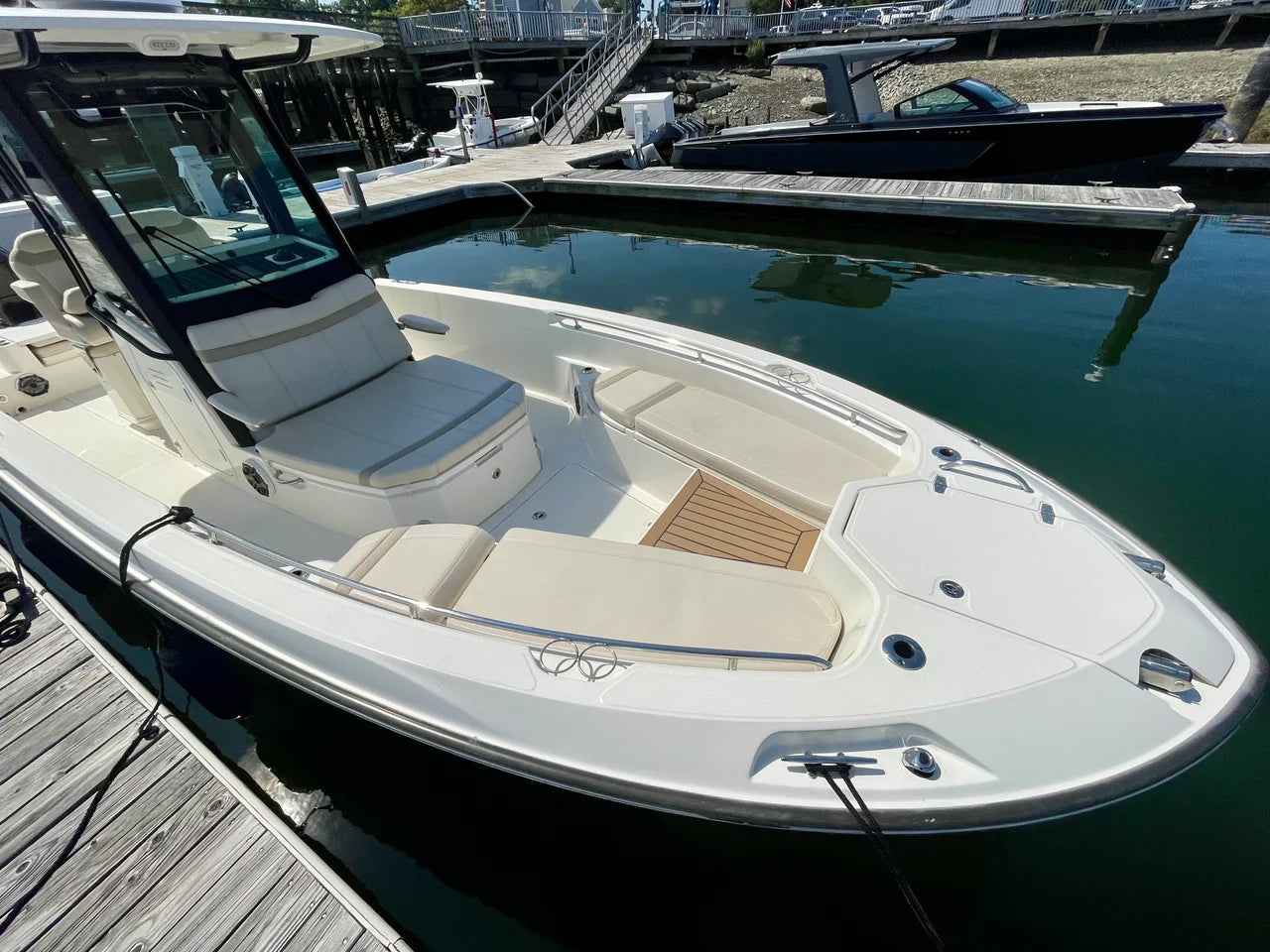 2023 Boston Whaler 280 DAUNTLESS 28.0 feet, Quincy, MA #26