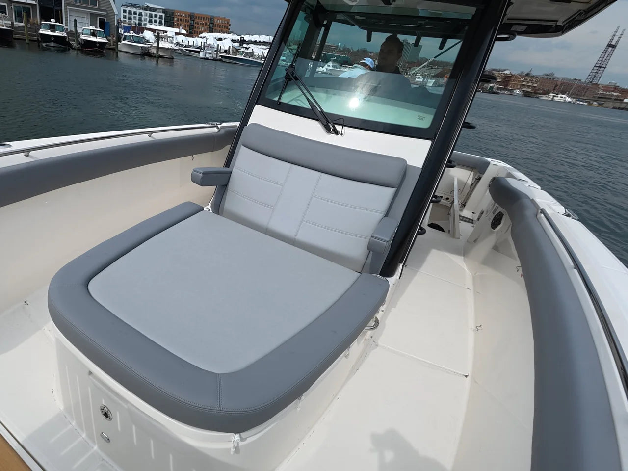 2026 Boston Whaler 330 Outrage 33.0 feet, Norwalk, Connecticut #29