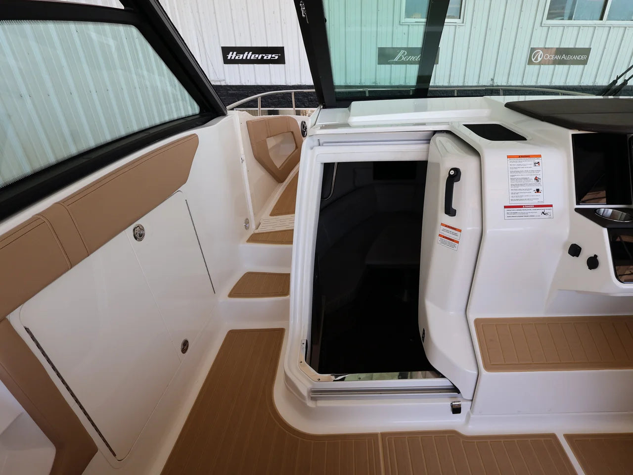2026 Sea Ray Sundancer 320 Outboard 32.0 feet, Naples, Florida #27