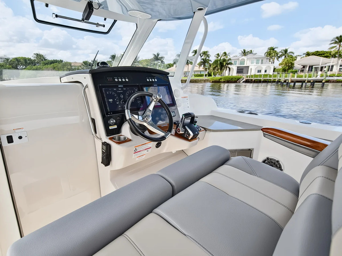 2025 Boston Whaler 350 REALM 35.0 feet, Stuart, Florida #58