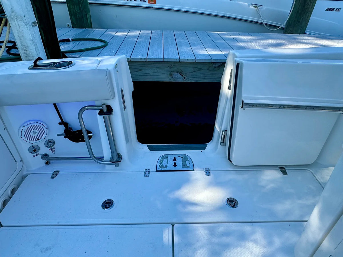 2021 Boston Whaler 330 OUTRAGE 33.0 feet, Fort Myers, FL #10