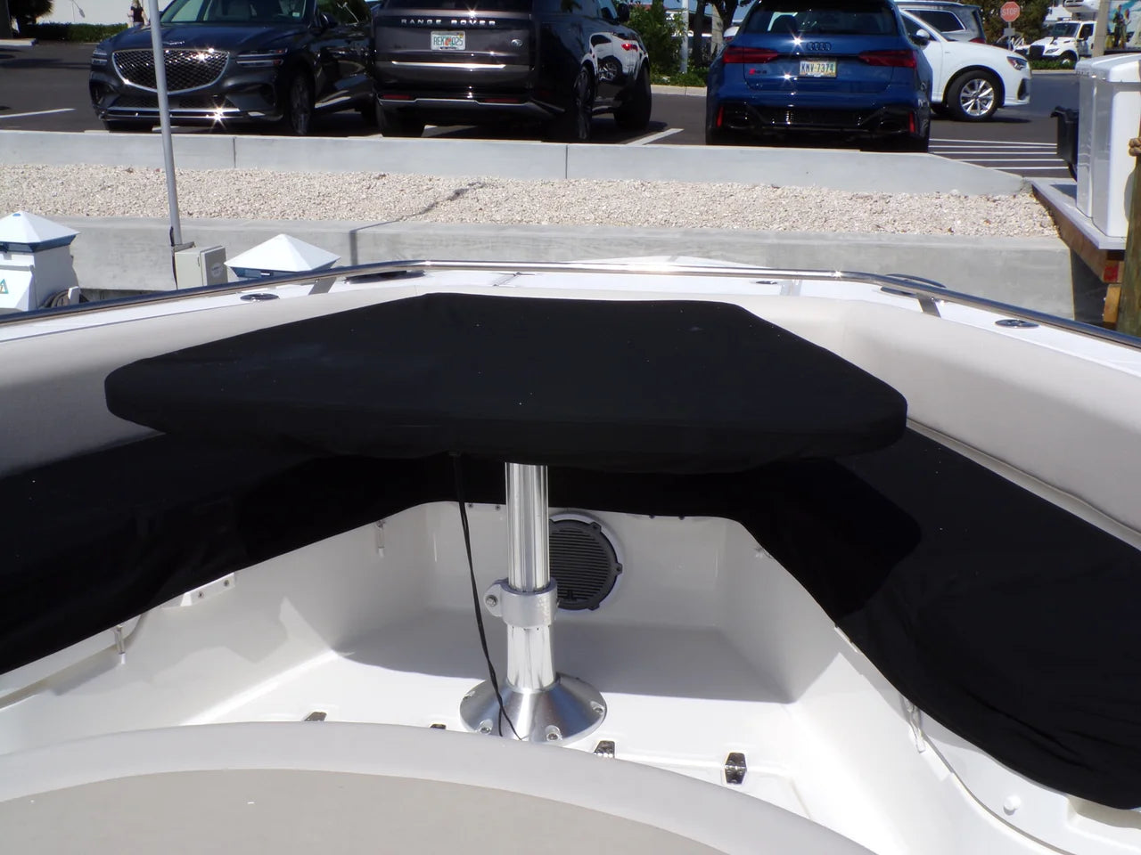 2018 Boston Whaler 420 OUTRAGE 42.0 feet, Naples, FL #96