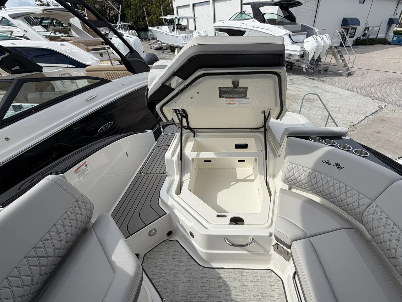 2026 Sea Ray SLX 280 Outboard 28.0 feet, Pompano Beach, Florida #13
