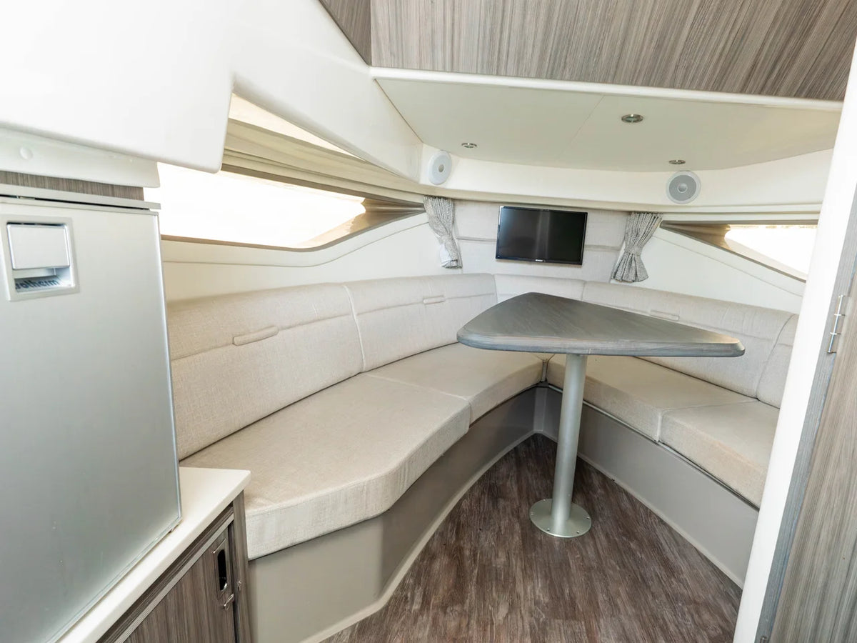 2024 Sea Ray 320 SUNDANCER OB 32.0 feet, St Petersburg, FL #25