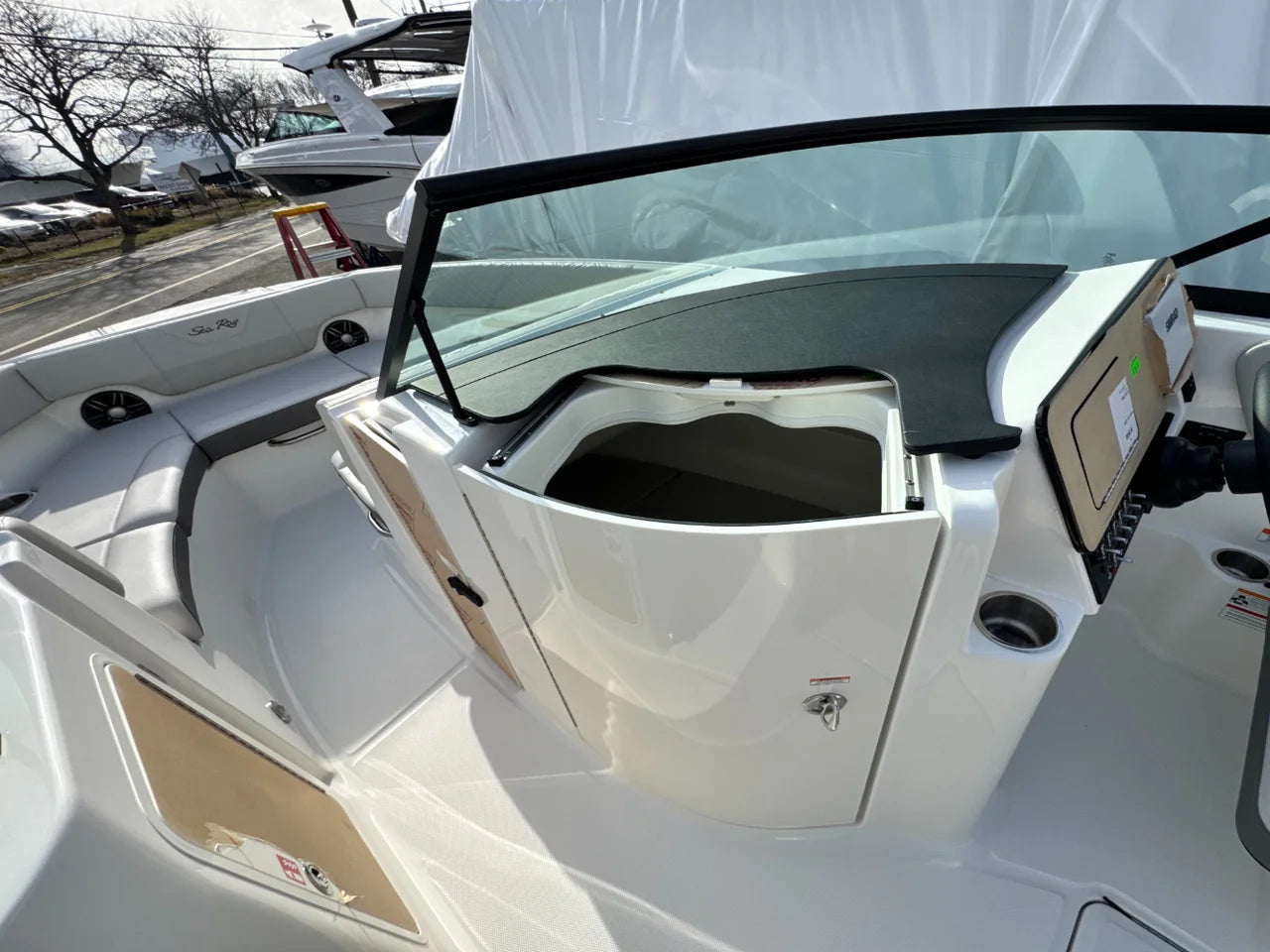 2026 Sea Ray SDX 230 Outboard 23.0 feet, Huntington, NY #29