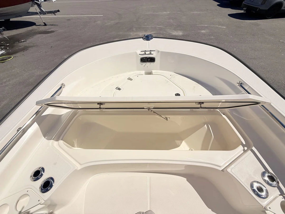 2027 Boston Whaler 210 Montauk 21.0 feet, St Petersburg, FL #37