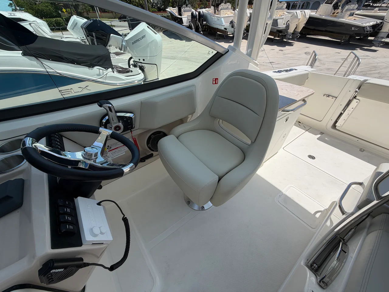 2027 Boston Whaler 240 Vantage 24.0 feet, Stuart, Florida #26