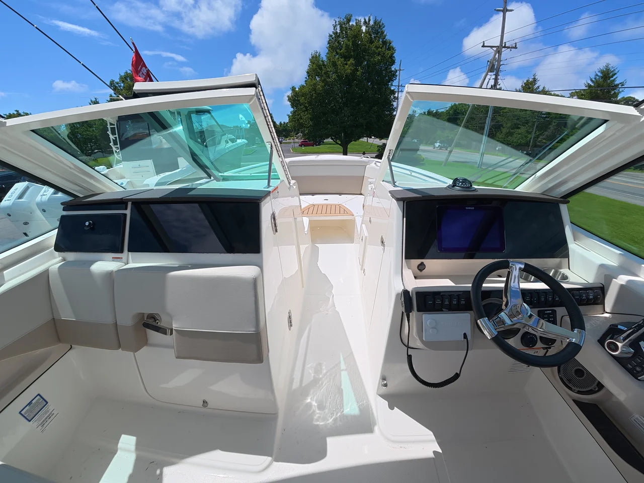 2026 Boston Whaler 280 Vantage 27.0 feet, Ocean View, NJ #17