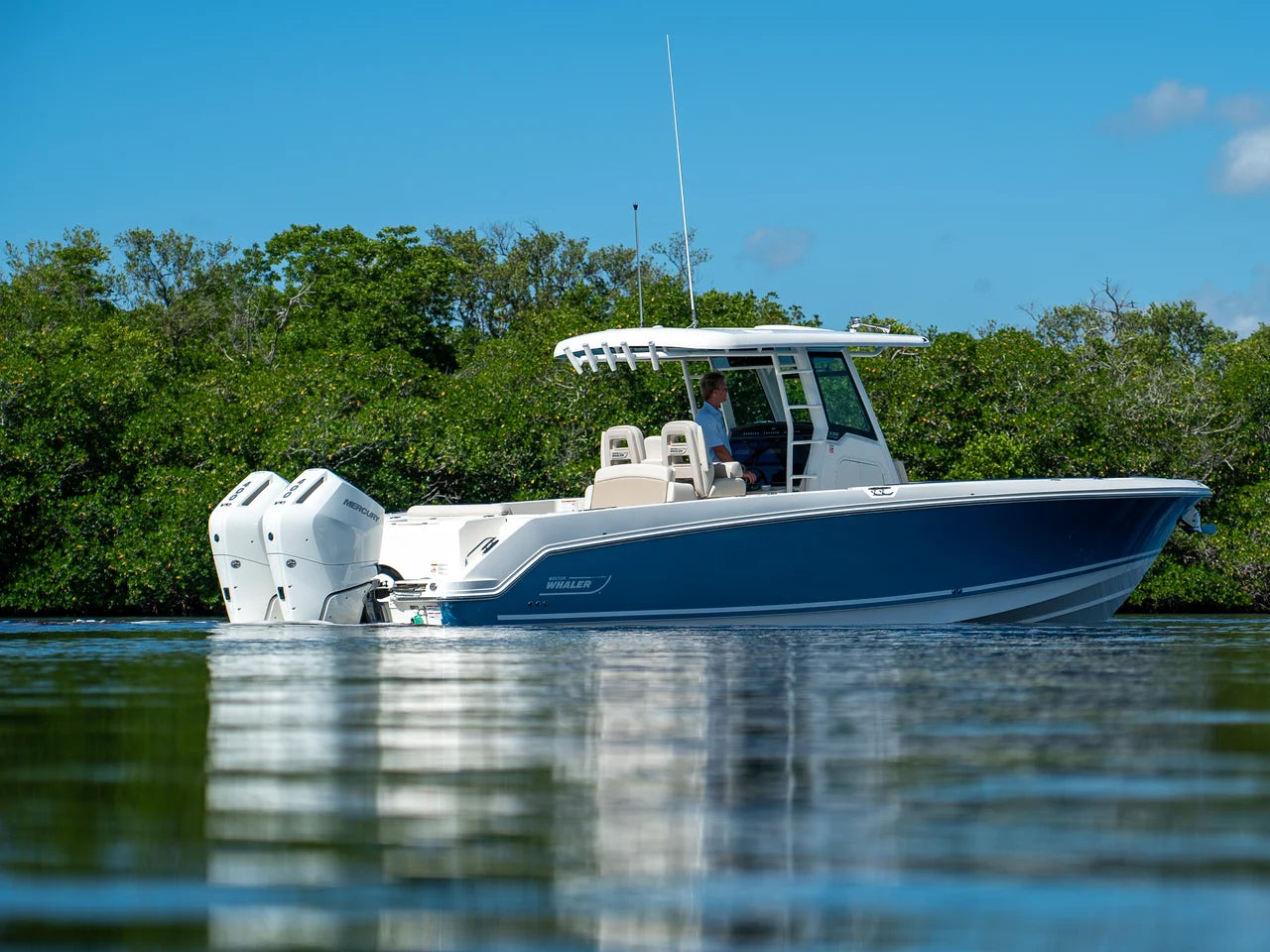 2026 Boston Whaler 330 Outrage 33.0 feet, Fort Myers, FL #33