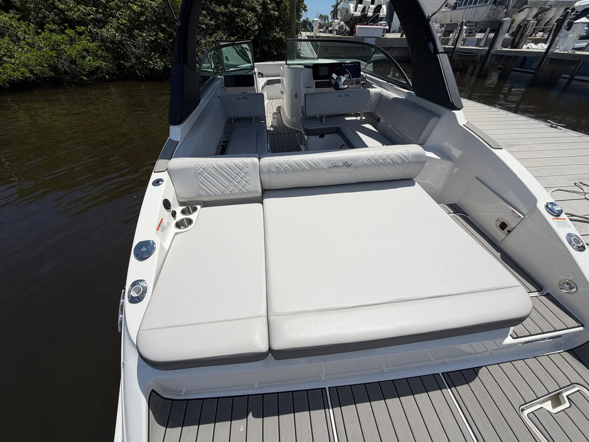 2025 Sea Ray 270 SDX OB 27.0 feet, Stuart, Florida #13