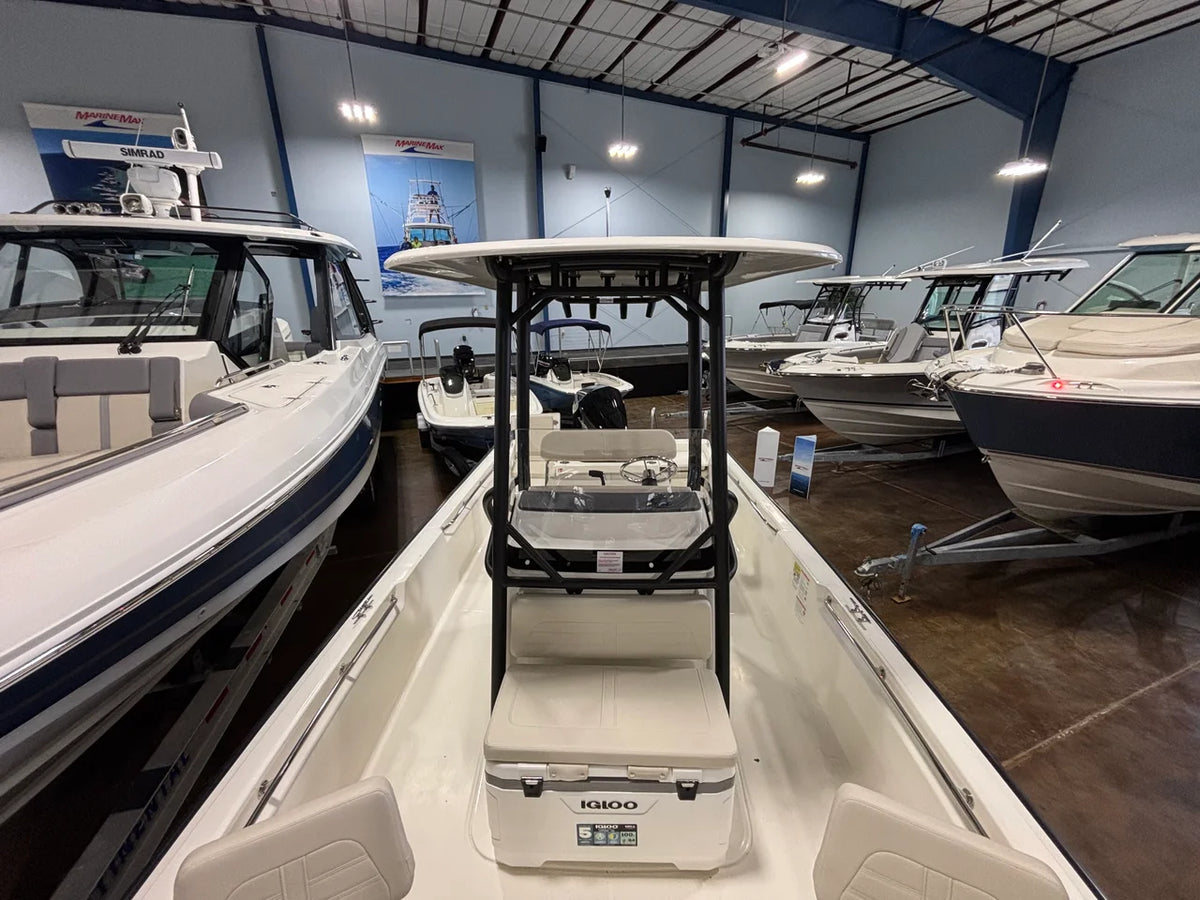 2026 Boston Whaler 210 Montauk 21.0 feet, Clearwater, Florida #14