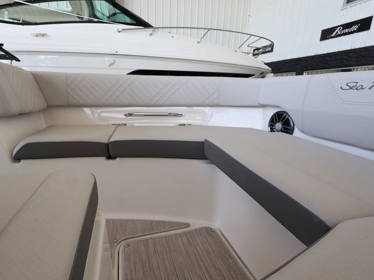 2026 Sea Ray SDX 250 Outboard 25.0 feet, Naples, Florida #31